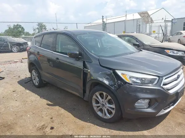 1FMCU9GD4KUA00587 2019 FORD ESCAPE - Image 1