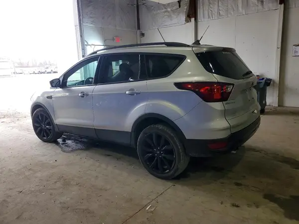 1FMCU9GD4KUA08821 2019 FORD ESCAPE - Image 2