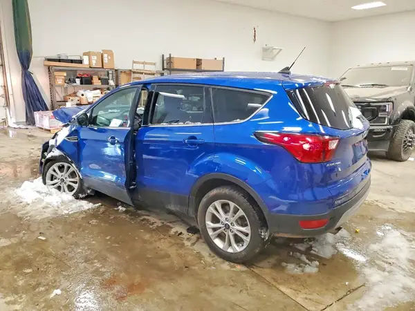 1FMCU9GD4KUA17180 2019 FORD ESCAPE - Image 2