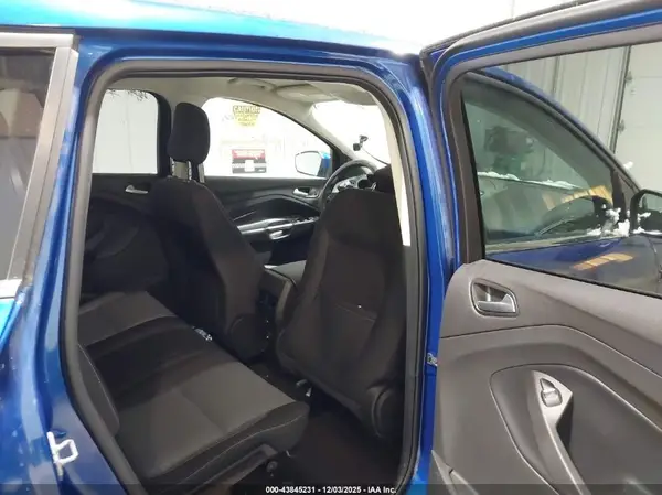 1FMCU9GD4KUA19690 2019 FORD ESCAPE - Image 8