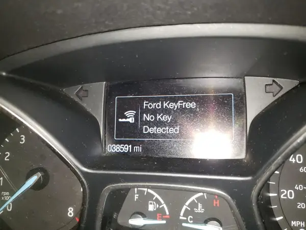 1FMCU9GD4KUA21567 2019 FORD ESCAPE - Image 8