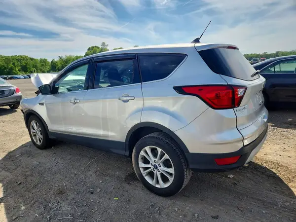 1FMCU9GD4KUA27899 2019 FORD ESCAPE - Image 2