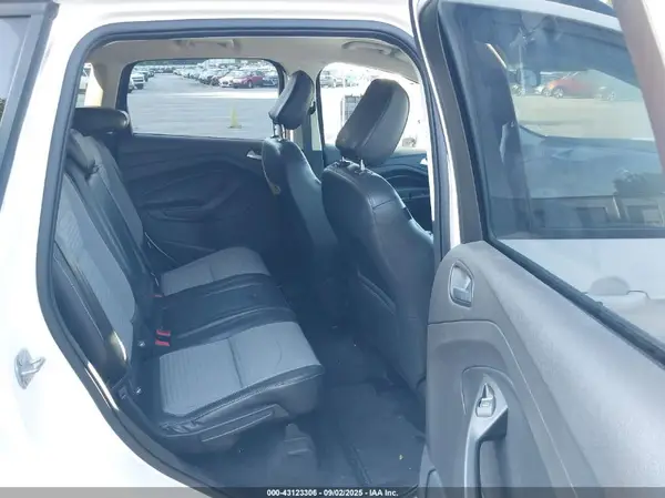 1FMCU9GD4KUA31385 2019 FORD ESCAPE - Image 8