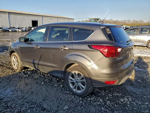1FMCU9GD4KUA37879 2019 FORD ESCAPE - Image 2