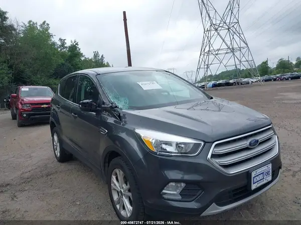 1FMCU9GD4KUA50714 2019 FORD ESCAPE - Image 1