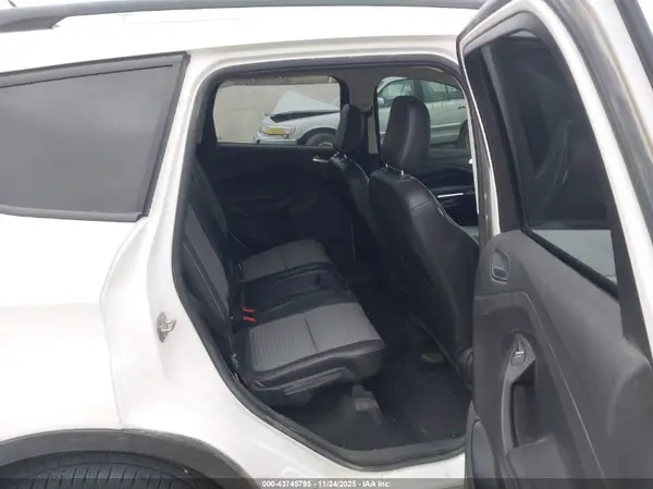 1FMCU9GD4KUA63155 2019 FORD ESCAPE - Image 8