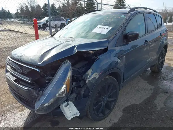 1FMCU9GD4KUA70073 2019 FORD ESCAPE - Image 2