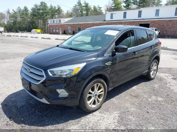 1FMCU9GD4KUA83745 2019 FORD ESCAPE - Image 2