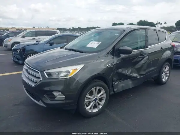 1FMCU9GD4KUA90307 2019 FORD ESCAPE - Image 2