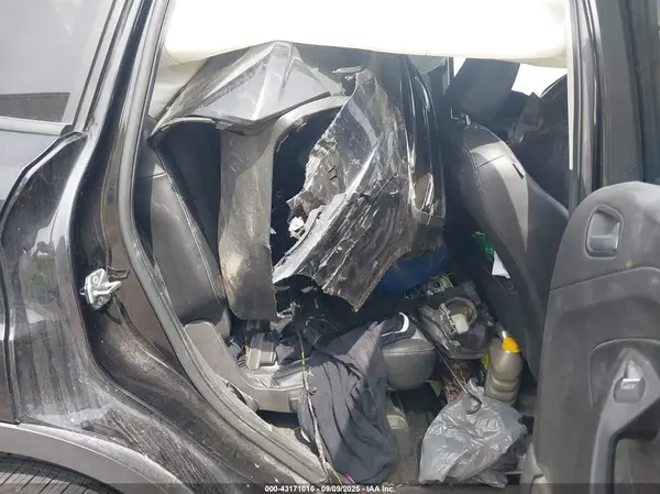 1FMCU9GD4KUA94261 2019 FORD ESCAPE - Image 8
