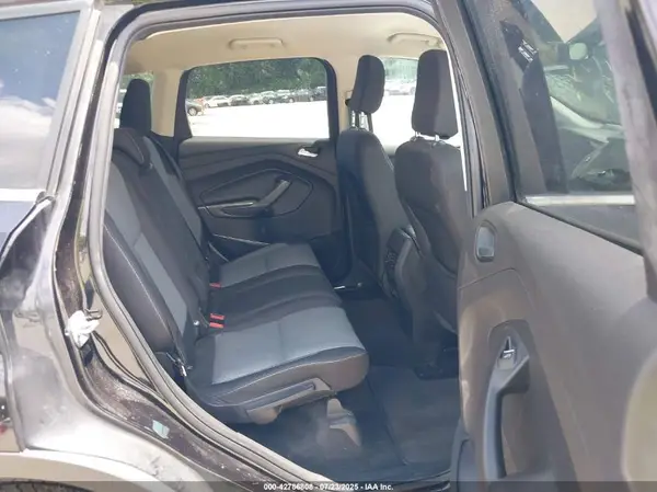 1FMCU9GD4KUA99072 2019 FORD ESCAPE - Image 8