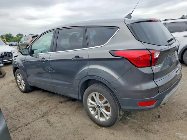 1FMCU9GD4KUB08613 2019 FORD ESCAPE - Image 2