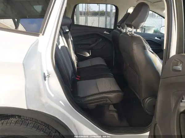 1FMCU9GD4KUB29932 2019 FORD ESCAPE - Image 8