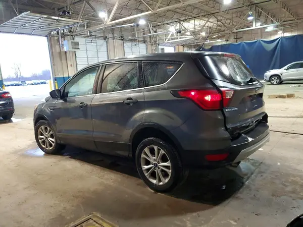 1FMCU9GD4KUB67015 2019 FORD ESCAPE - Image 2