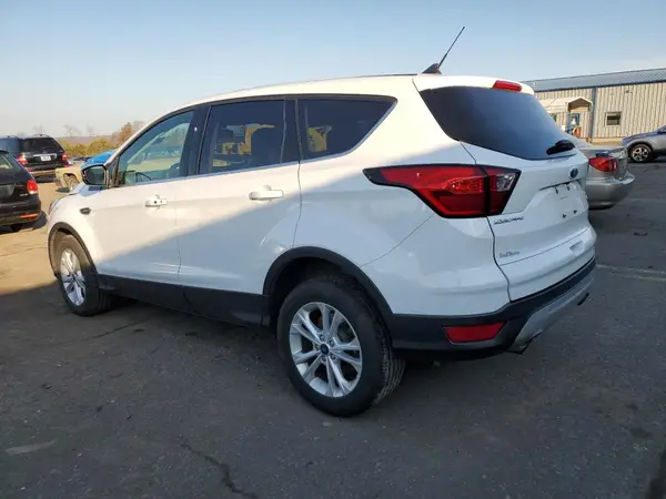 1FMCU9GD4KUB92674 2019 FORD ESCAPE - Image 2