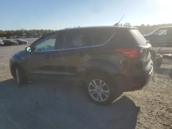 1FMCU9GD4KUC09120 2019 FORD ESCAPE - Image 2