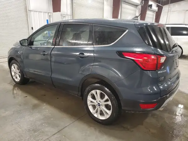 1FMCU9GD4KUC27374 2019 FORD ESCAPE - Image 2