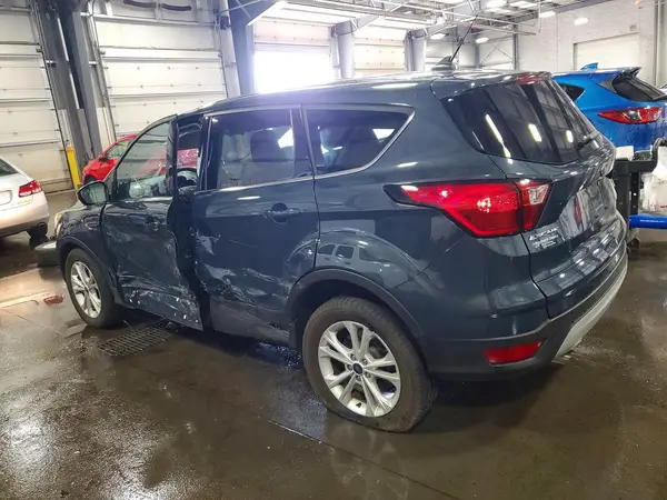 1FMCU9GD4KUC27469 2019 FORD ESCAPE - Image 2