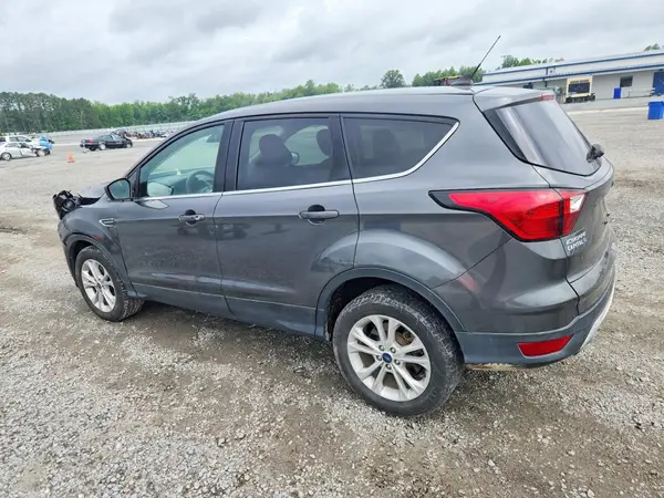 1FMCU9GD4KUC33966 2019 FORD ESCAPE - Image 2