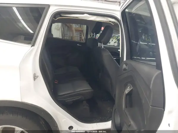 1FMCU9GD4KUC36799 2019 FORD ESCAPE - Image 8