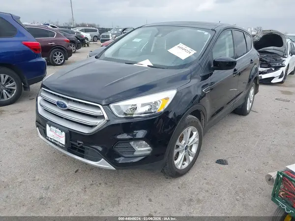 1FMCU9GD4KUC38018 2019 FORD ESCAPE - Image 2
