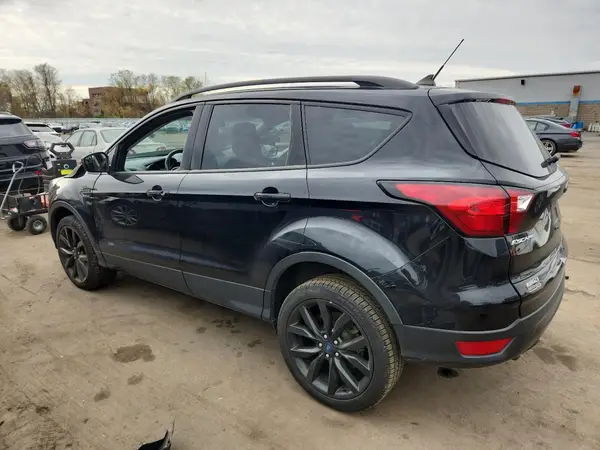 1FMCU9GD4KUC42568 2019 FORD ESCAPE - Image 2