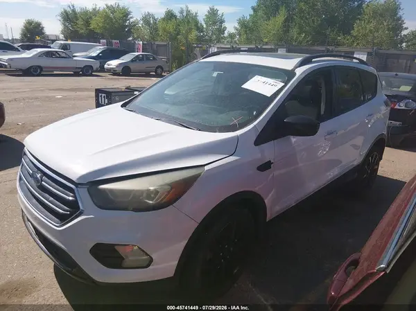 1FMCU9GD5HUA03703 2017 FORD ESCAPE - Image 2