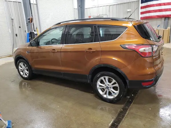 1FMCU9GD5HUA32263 2017 FORD ESCAPE - Image 2