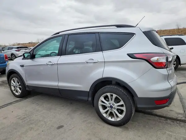 1FMCU9GD5HUA40024 2017 FORD ESCAPE - Image 2