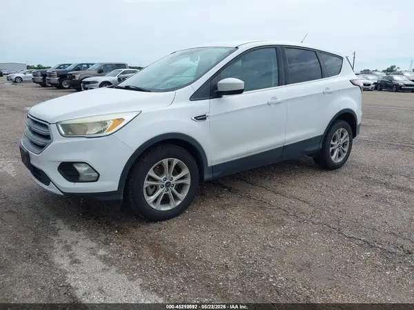 1FMCU9GD5HUA41254 2017 FORD ESCAPE - Image 2