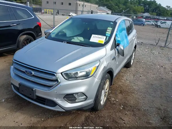 1FMCU9GD5HUA97825 2017 FORD ESCAPE - Image 2