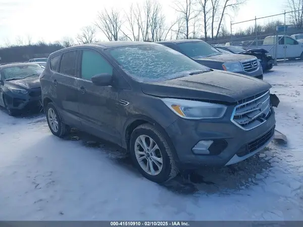 1FMCU9GD5HUB27843 2017 FORD ESCAPE - Image 1