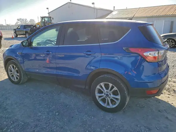 1FMCU9GD5HUB33769 2017 FORD ESCAPE - Image 2