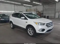 1FMCU9GD5HUB47218 2017 FORD ESCAPE