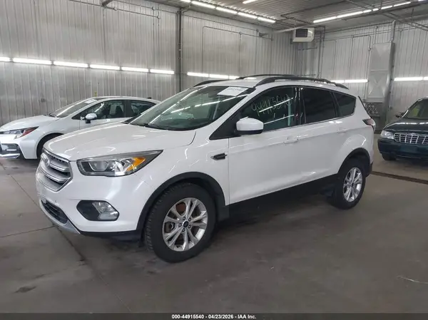 1FMCU9GD5HUB47218 2017 FORD ESCAPE - Image 2