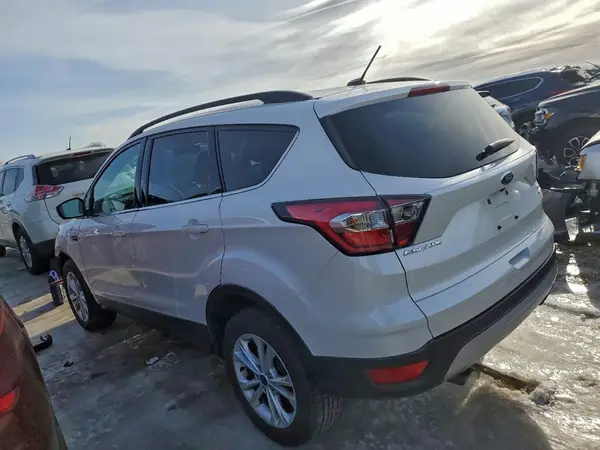 1FMCU9GD5HUB49910 2017 FORD ESCAPE - Image 2