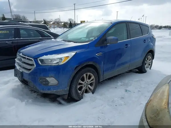 1FMCU9GD5HUB65685 2017 FORD ESCAPE - Image 2