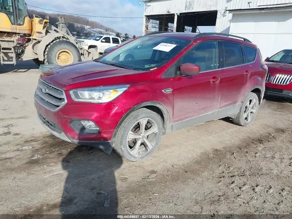 1FMCU9GD5HUB85158 2017 FORD ESCAPE - Image 2