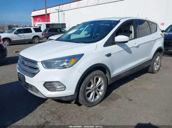 1FMCU9GD5HUB90232 2017 FORD ESCAPE - Image 2