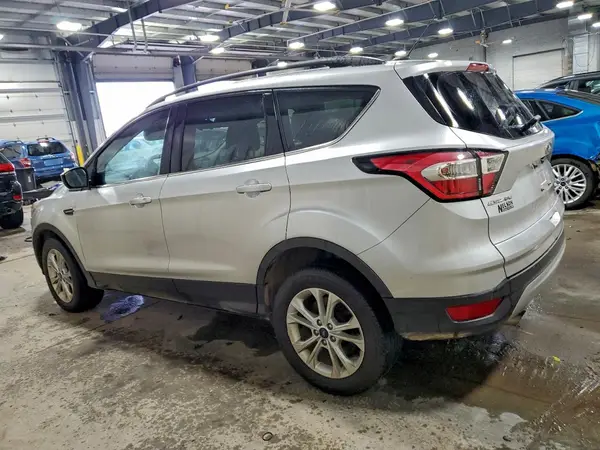 1FMCU9GD5HUC01875 2017 FORD ESCAPE - Image 2