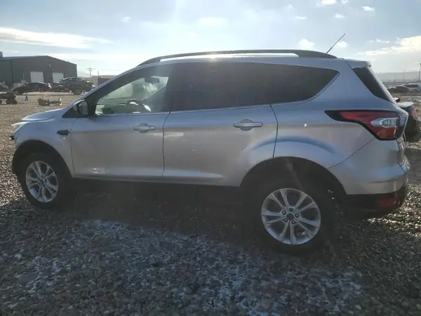 1FMCU9GD5HUC25951 2017 FORD ESCAPE - Image 2