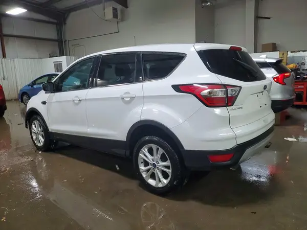 1FMCU9GD5HUC32088 2017 FORD ESCAPE - Image 2