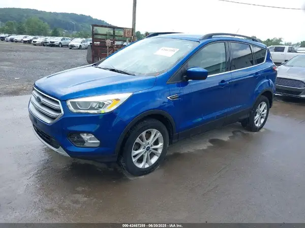 1FMCU9GD5HUC38912 2017 FORD ESCAPE - Image 2
