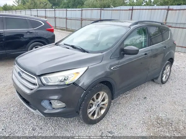 1FMCU9GD5HUC39347 2017 FORD ESCAPE - Image 2