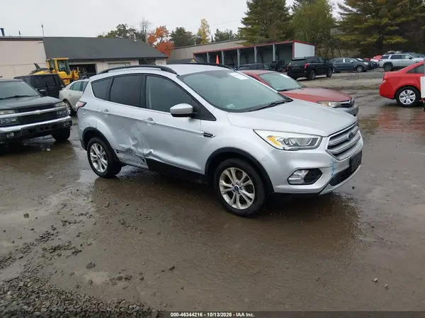 1FMCU9GD5HUC41793 2017 FORD ESCAPE - Image 1
