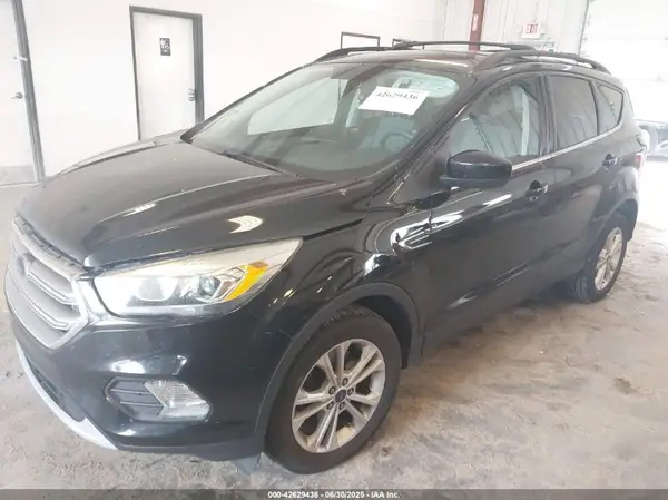 1FMCU9GD5HUC53765 2017 FORD ESCAPE - Image 2
