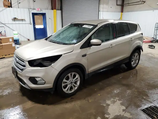 1FMCU9GD5HUC58660 2017 FORD ESCAPE - Image 1