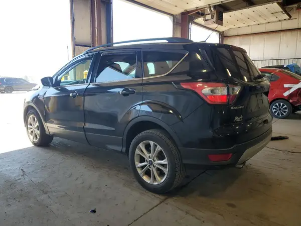 1FMCU9GD5HUC70968 2017 FORD ESCAPE - Image 2