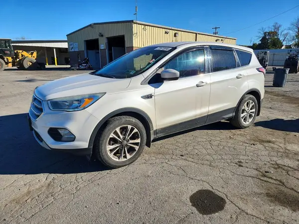 1FMCU9GD5HUD48424 2017 FORD ESCAPE - Image 1