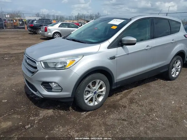 1FMCU9GD5HUE04393 2017 FORD ESCAPE - Image 2
